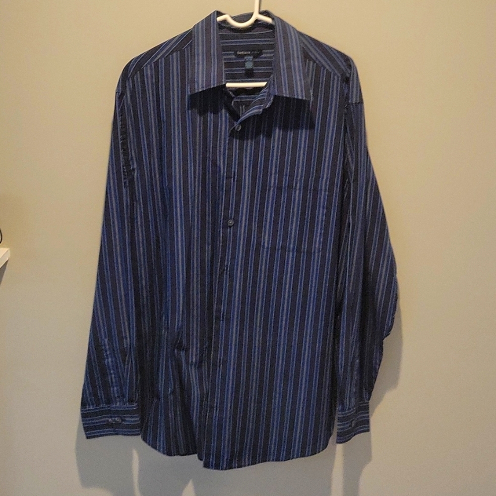Van Heusen- Studio Mens Lomg sleeve casual dress shirt
